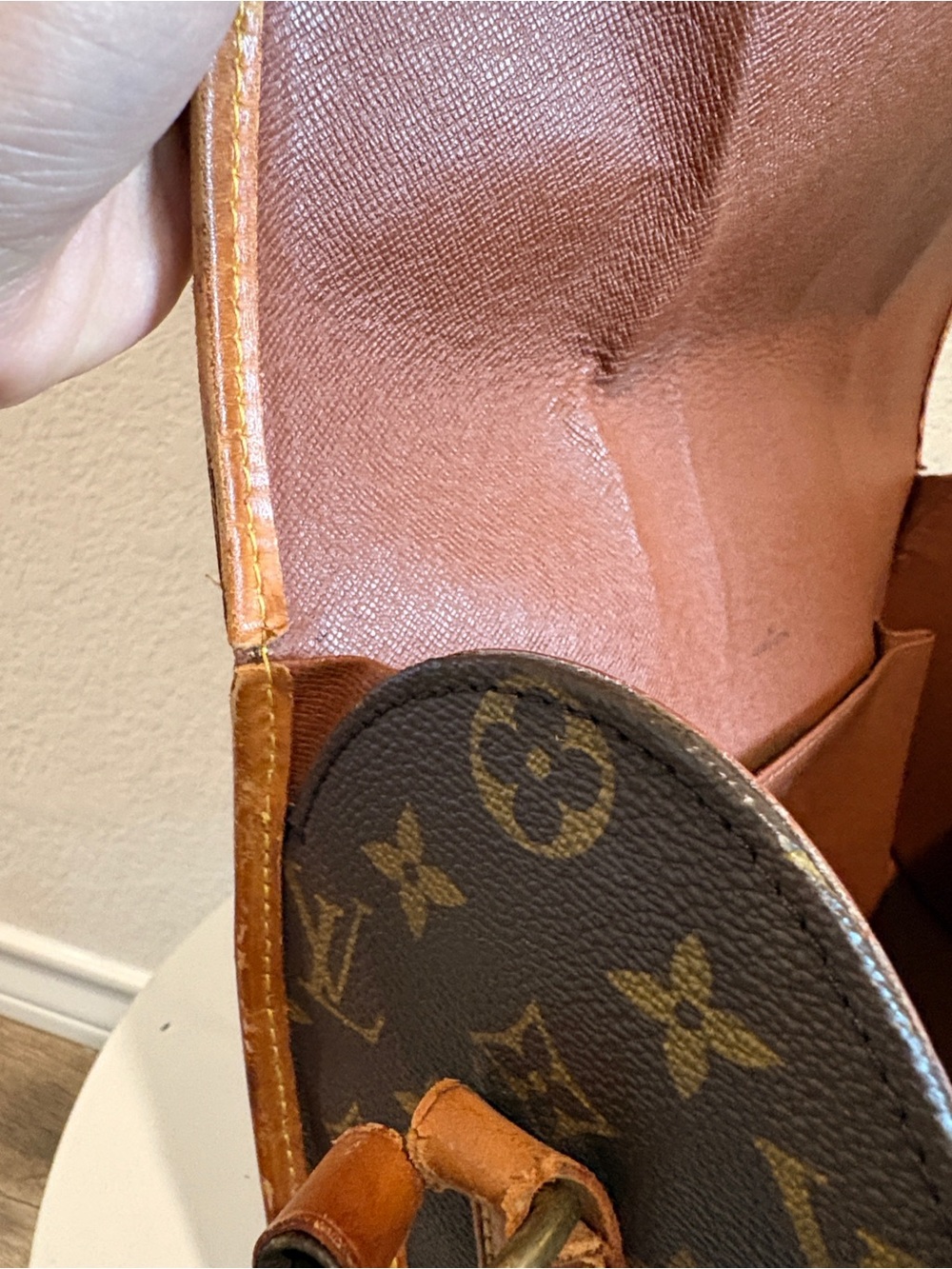 Louis Vuitton Marne Brown
Monogram Crossbody Bag - Picture 10 of 16